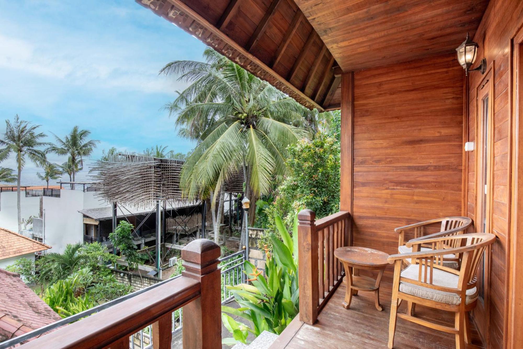 Coconut Hill Cottage Batununggul Exterior foto