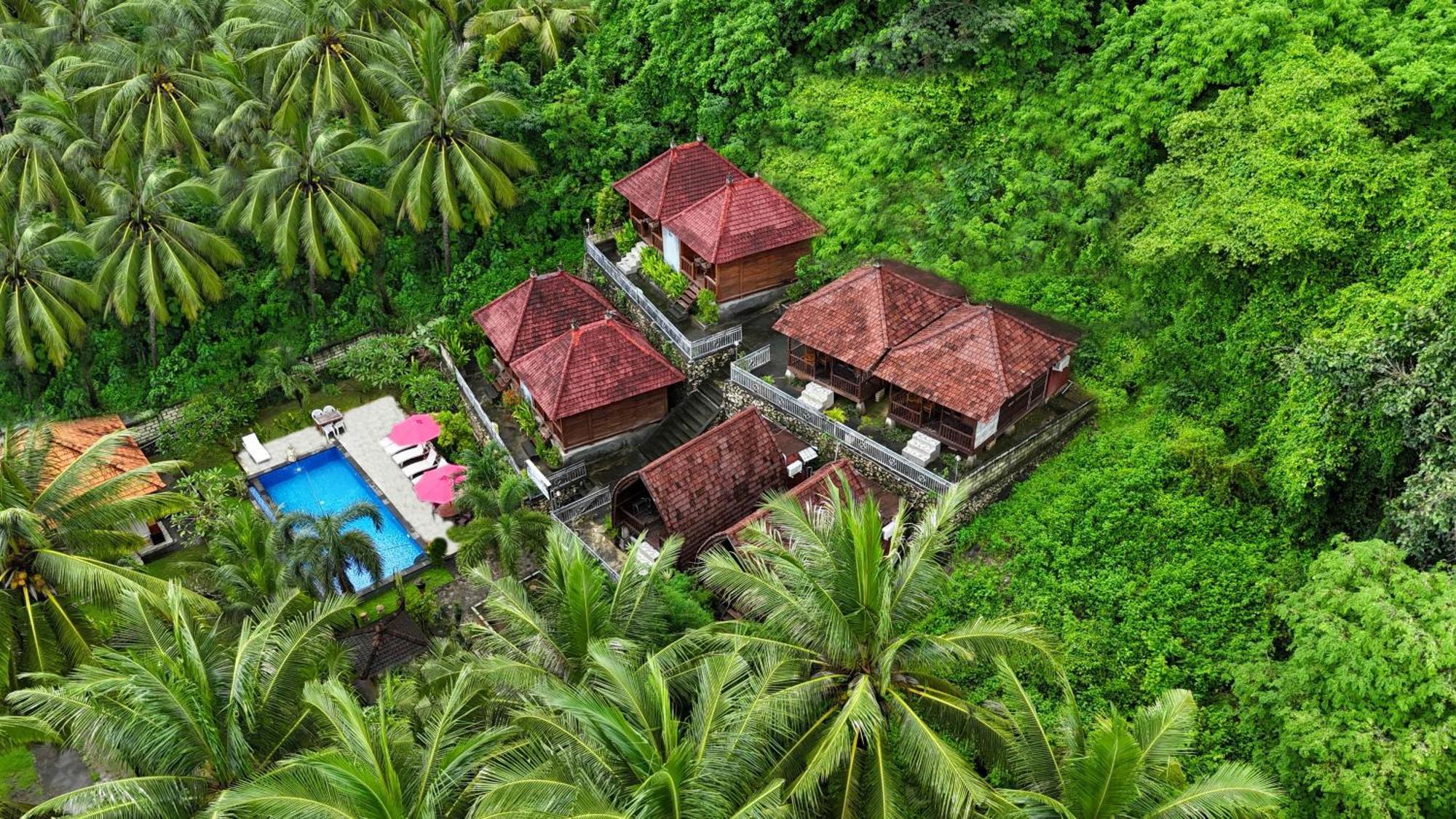 Coconut Hill Cottage Batununggul Exterior foto