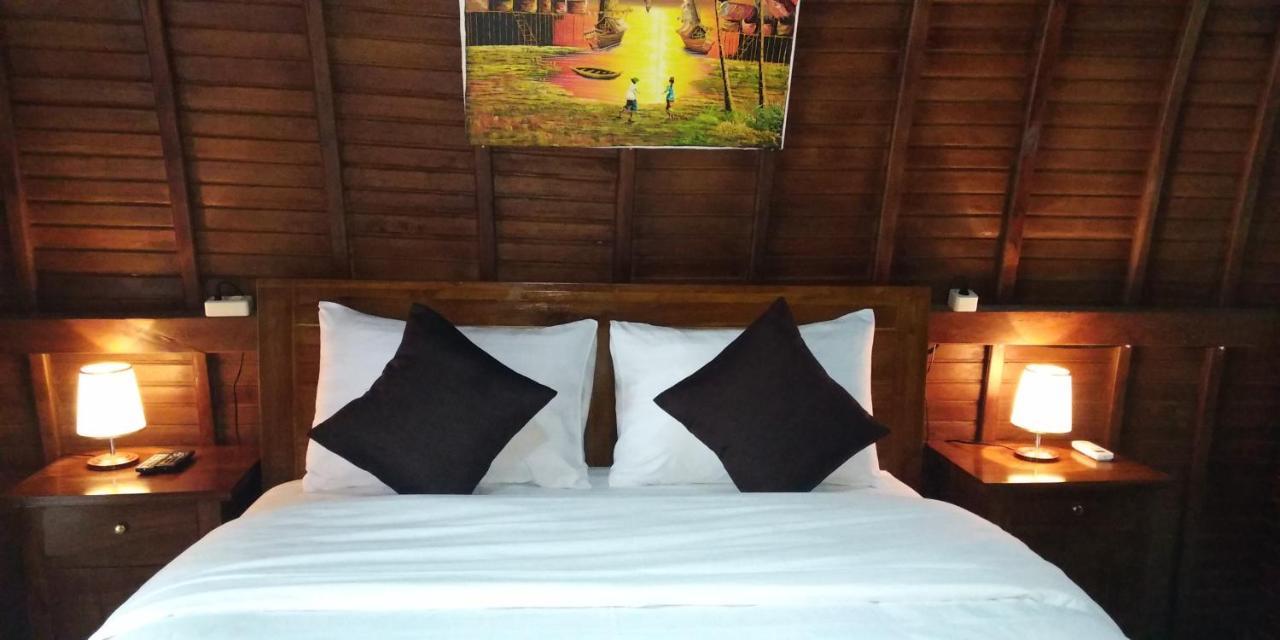 Coconut Hill Cottage Batununggul Exterior foto