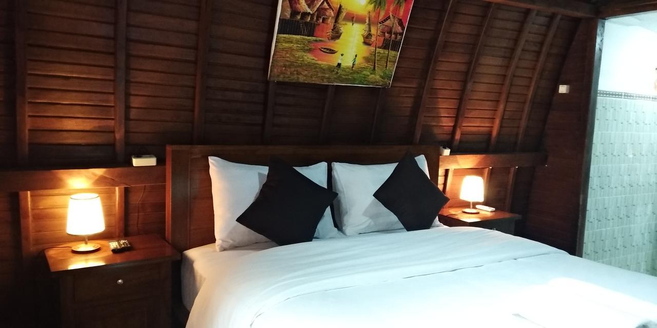 Coconut Hill Cottage Batununggul Exterior foto